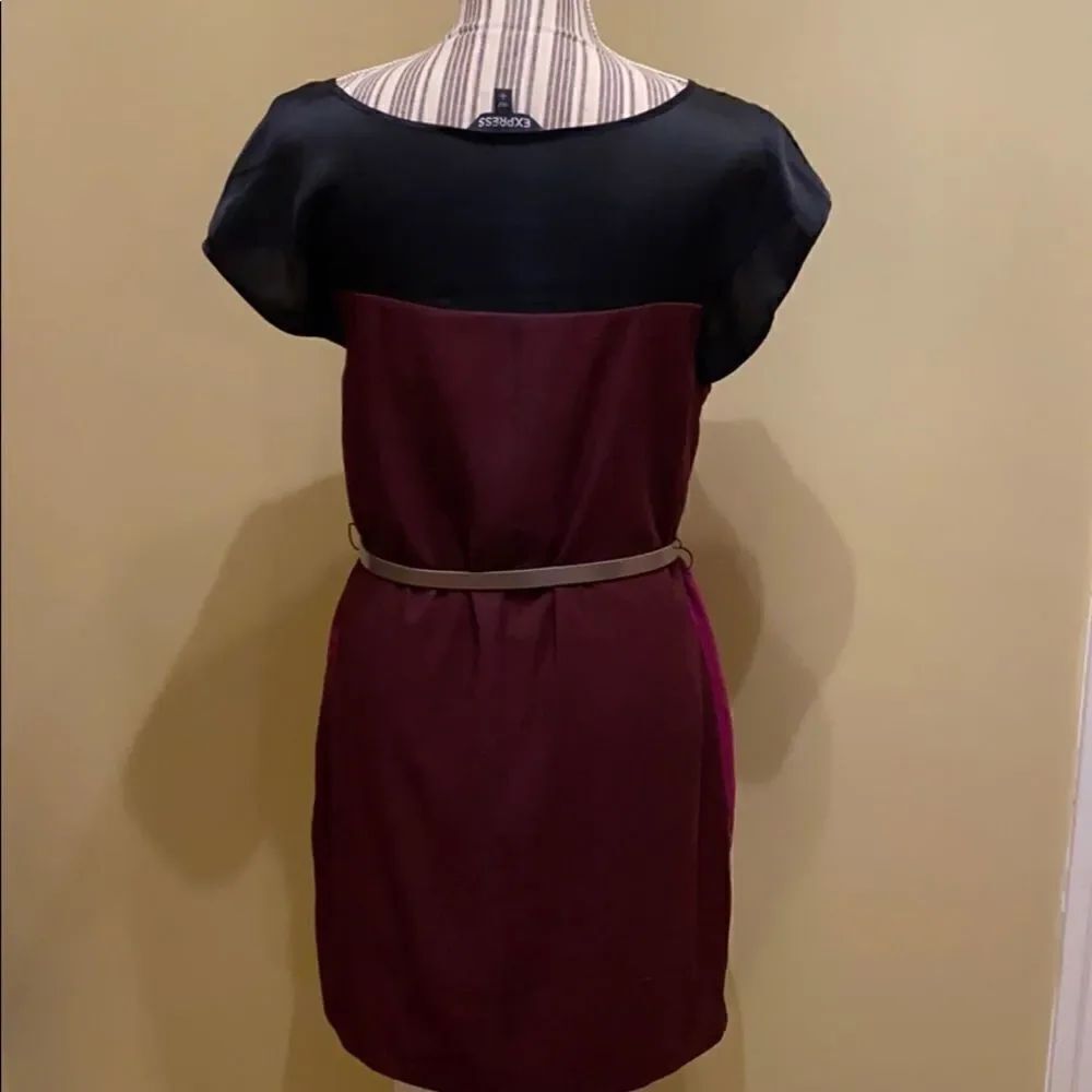 đ
șEXPRESSÂ dress.âSmallâ - Picture 3 of 6